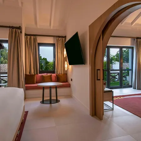So/ & Golf Hotel