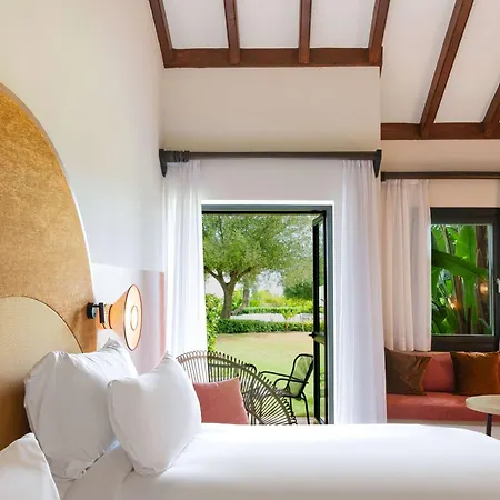 Hotel So/ & Golf
