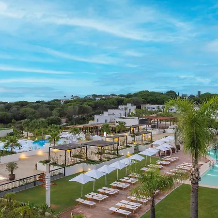 So/ & Golf Hotel