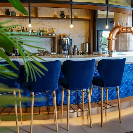 酒店 So/ & Golf 5*