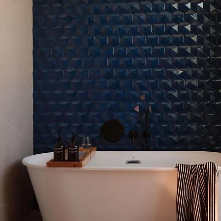 So/ & Golf סוטוגרנדה