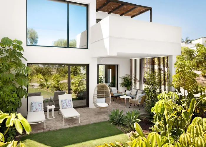 So/ & Golf Szálloda