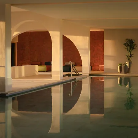 Hotel So 5*